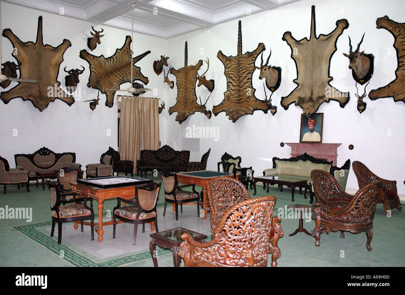 Des peaux de ligne de chambre à l'hôtel Laxmi Niwas Banque D'Images
