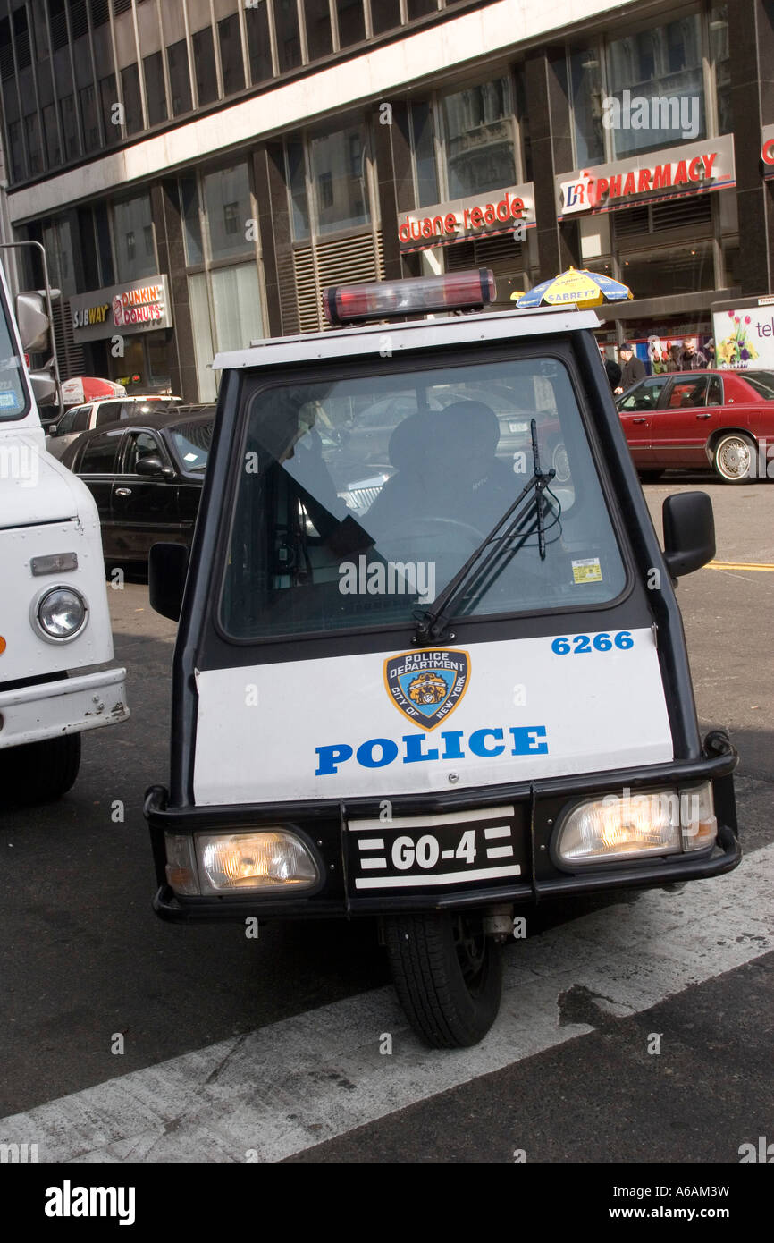 Voiture de police à trois roues de la police de New York City NY USA Banque D'Images