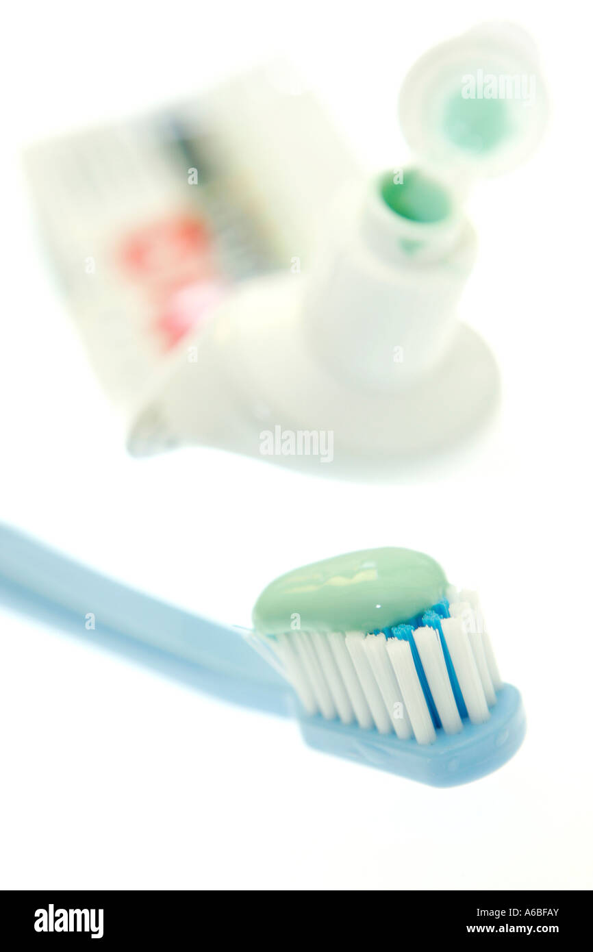 Brosse à dents et dentifrice Banque D'Images