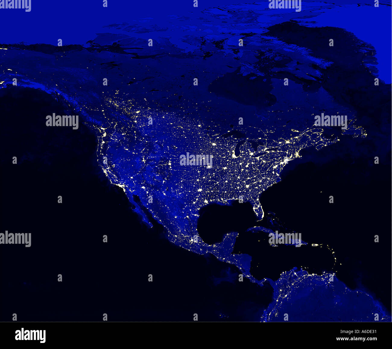 Carte Satellite de l'Amérique du Nord dans la nuit les lumières de la ville, la terre de l'espace visible Banque D'Images