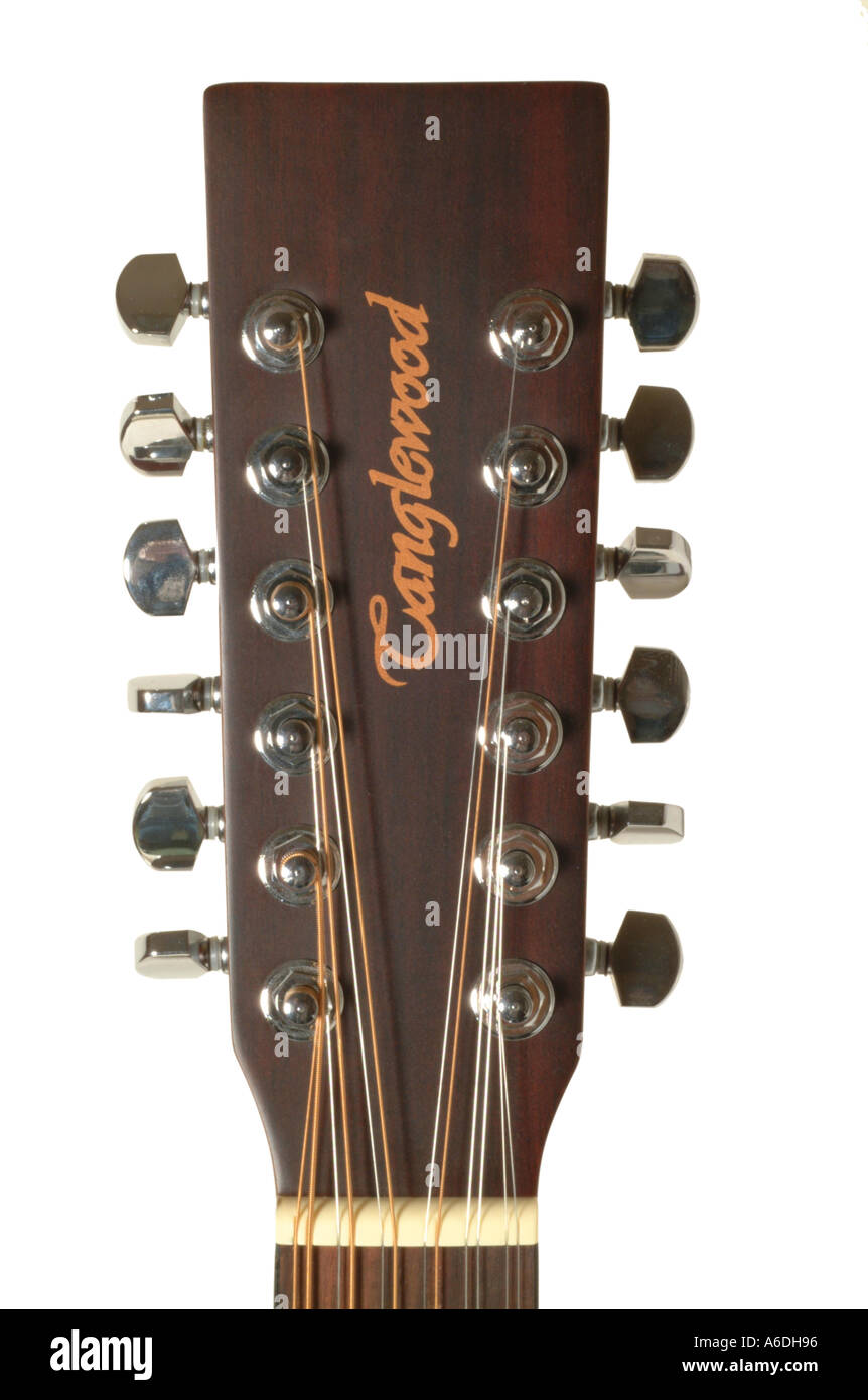 Chaîne 12 tanglewood guitar studio poupée décoration découper fond blanc décrochage knockout Banque D'Images