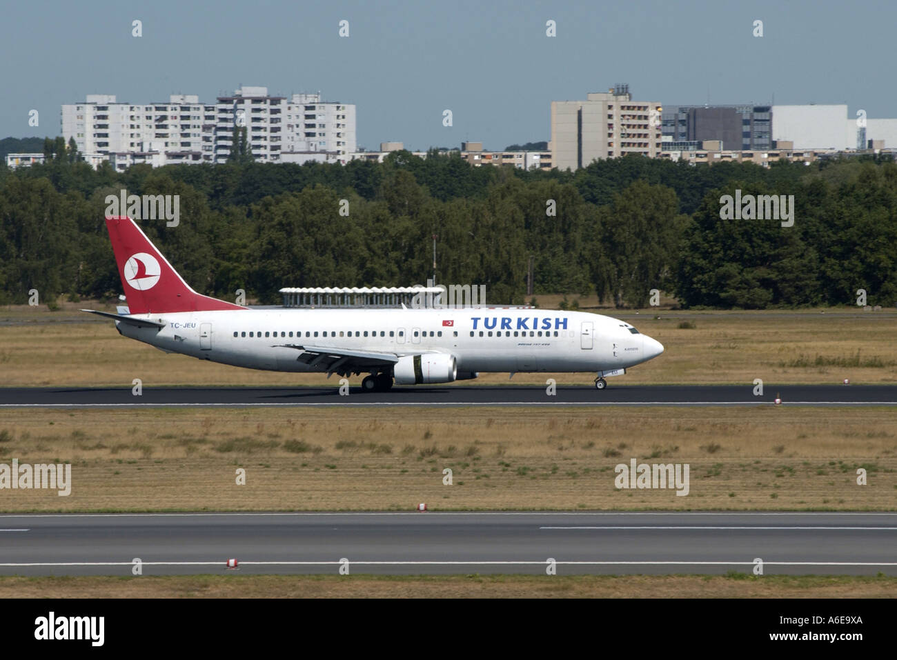 Turkish Airways avion à l'aéroport de Tegel, Berlin Banque D'Images