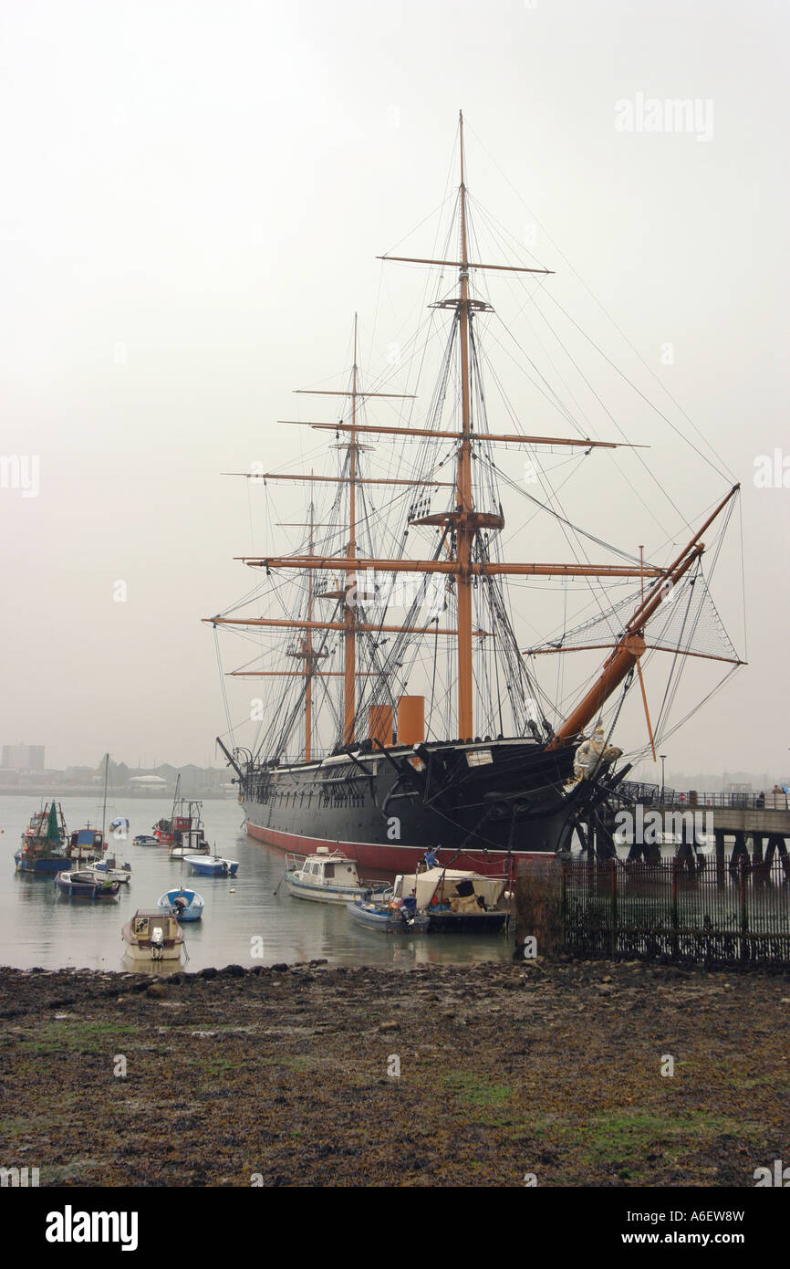 HMS Warrior à quai, Portsmouth, Hampshire Angleterre ; navire historique de la Royal Navy des années 1800, 19ème siècle. ; National maritime Museum Portsmouth UK Banque D'Images