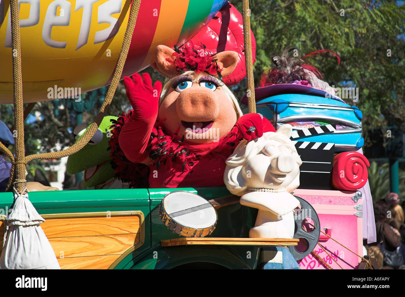 Miss Piggy, les Muppets, Disney Stars and Motor Cars Parade, Disney MGM Studios, Disney World, Orlando, Floride, USA Banque D'Images