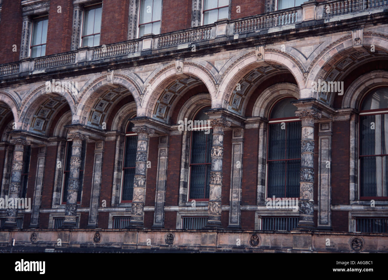 L'Henry Cole aile du Victoria and Albert Museum, South Kensington London UK Banque D'Images