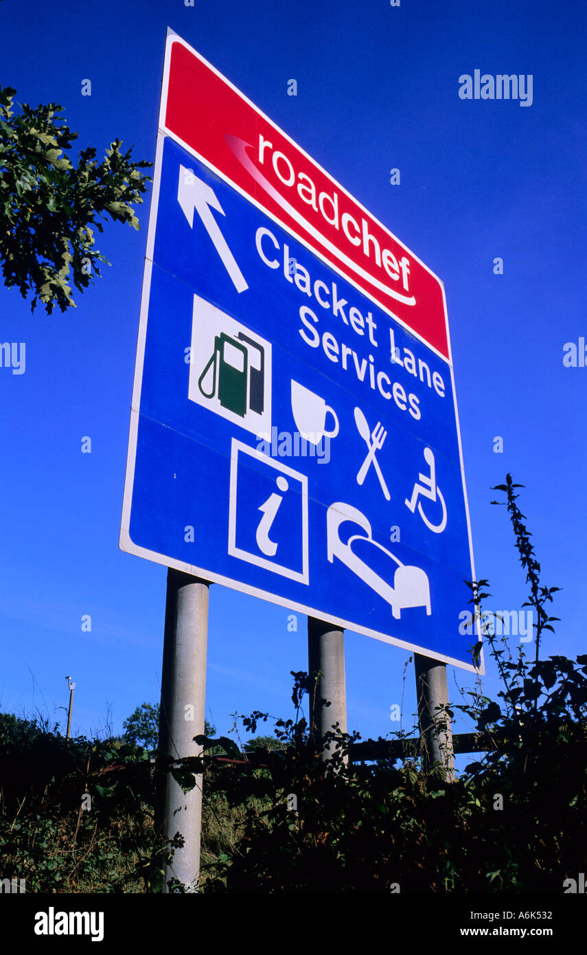 Services Lane Clacket signe de route sur l'autoroute M25 près de Sevenoaks Kent UK Banque D'Images