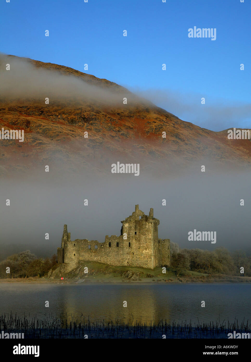 Le Château de Kilchurn, Loch Awe, Argyll, Scotland, UK L'Europe, 2007 Banque D'Images