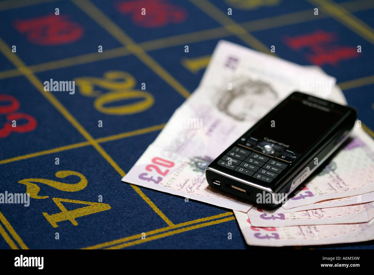 Les paris de roulette casino téléphone mobile téléphone portable Banque D'Images
