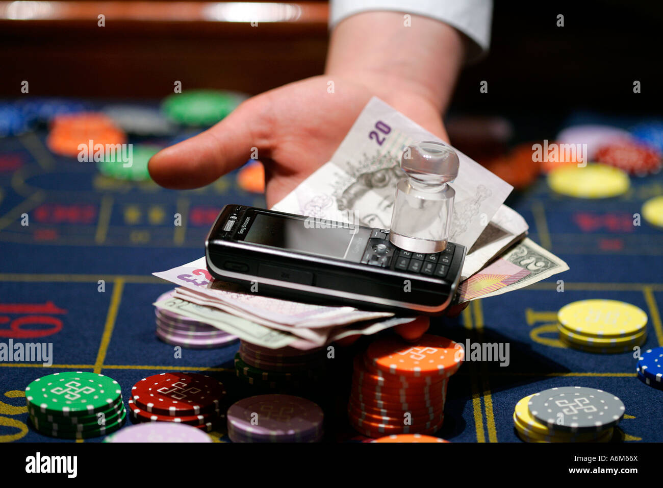 Jeu de roulette casino mobile téléphone vente de pari Banque D'Images