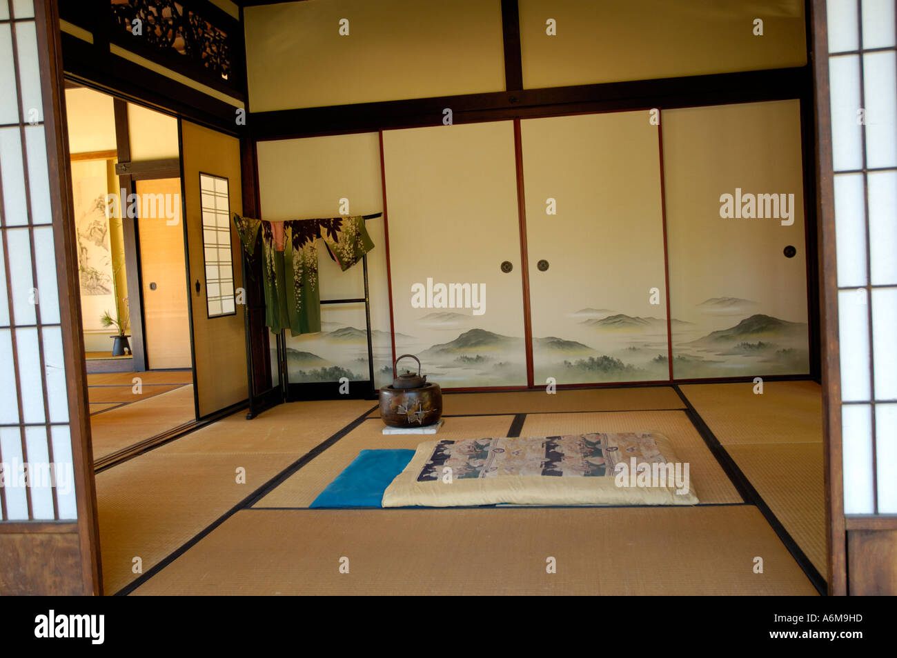 Accueil de classe moyenne supérieure de la années 1800, construit dans le style Shoin. Avec les surfaces non peintes et des matériaux naturels, on peut l'apprécier Banque D'Images