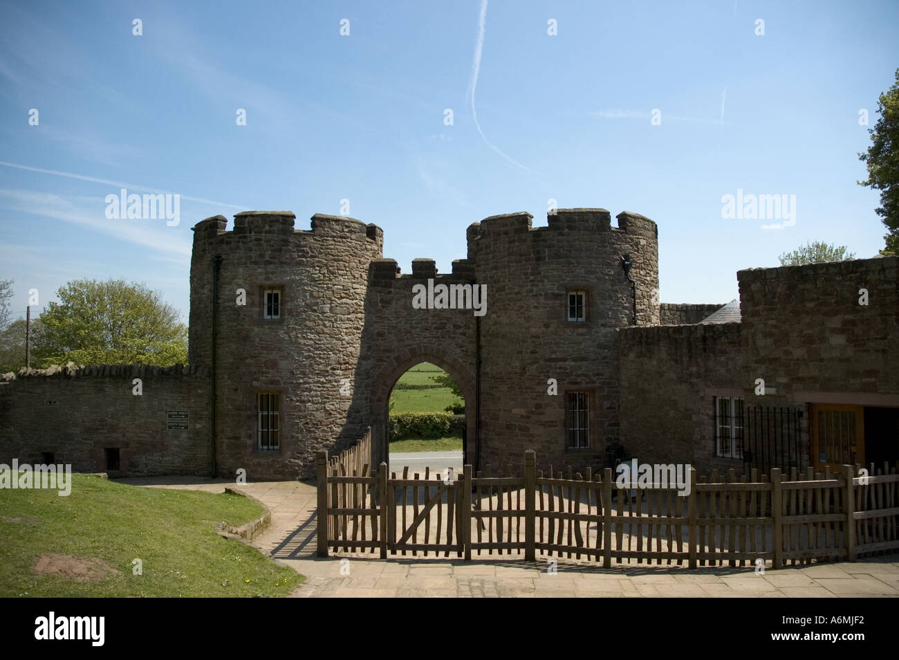 Le château de Beeston et ruines dans Cheshire Banque D'Images