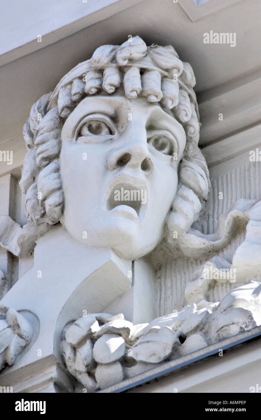 Sculpture sur opera house en Ukraine Banque D'Images