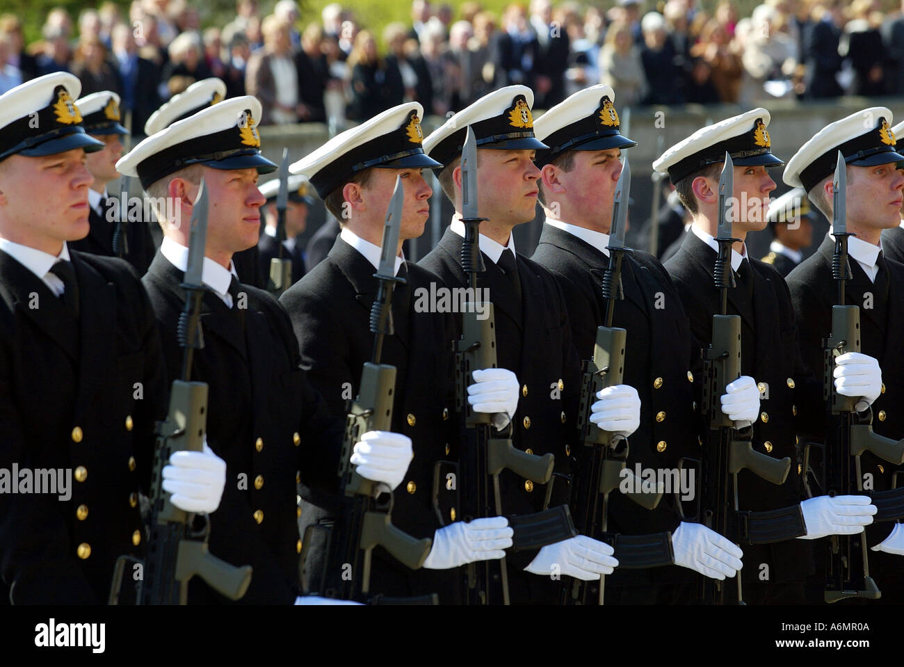 Britannia Royal Naval College, Dartmouth UK - sur le défilé des officiers nouvellement diplômés Banque D'Images