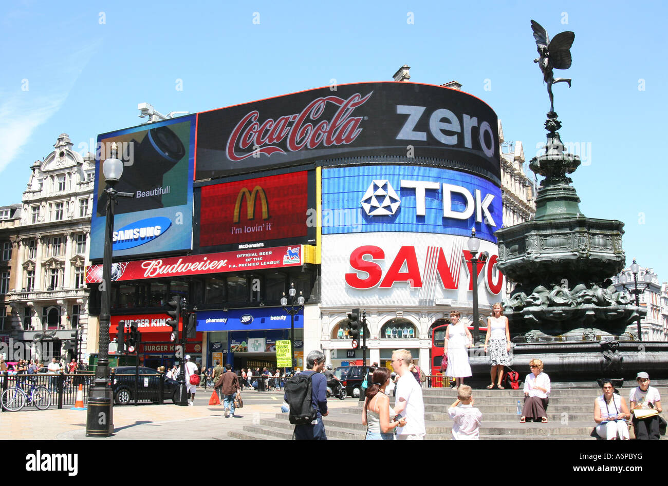 Piccadily Circus, au centre de Londres Banque D'Images