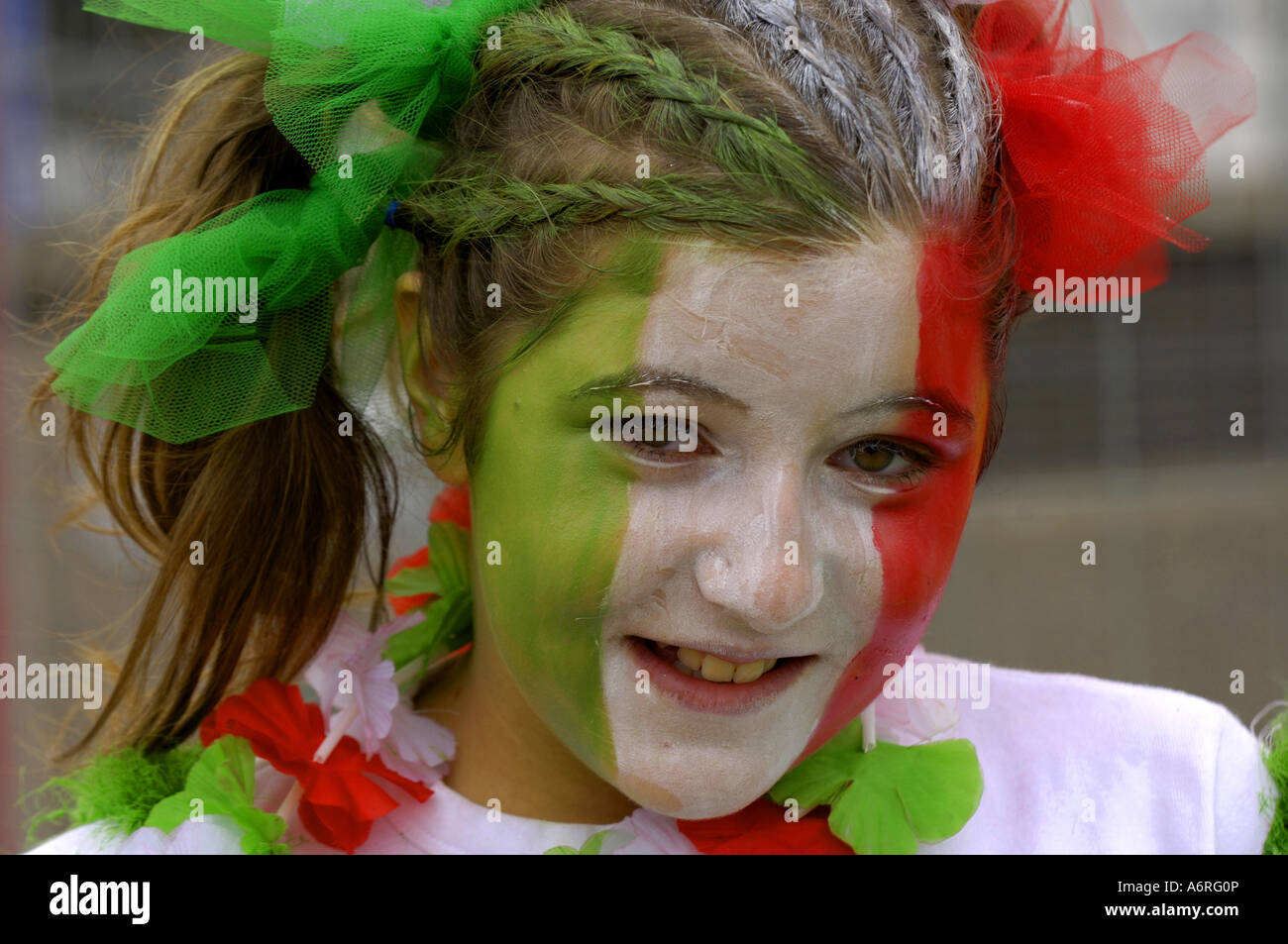 Visage De Femme Fille Peinture Vert Rouge Blanc Italie Italian Fans