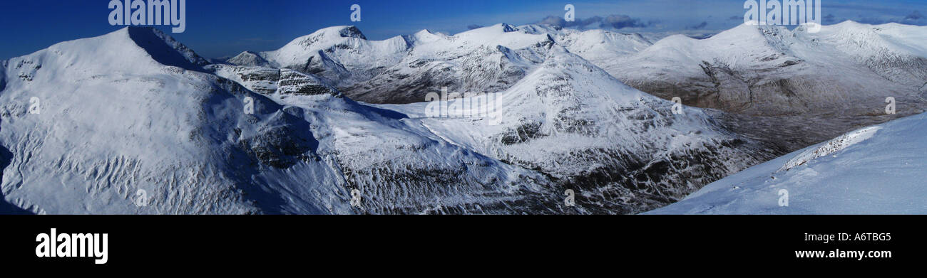 Le Ben Nevis vont de la mor Binnean Mamores, avec l'ossature Beag Beag et le Ben Nevis Banque D'Images