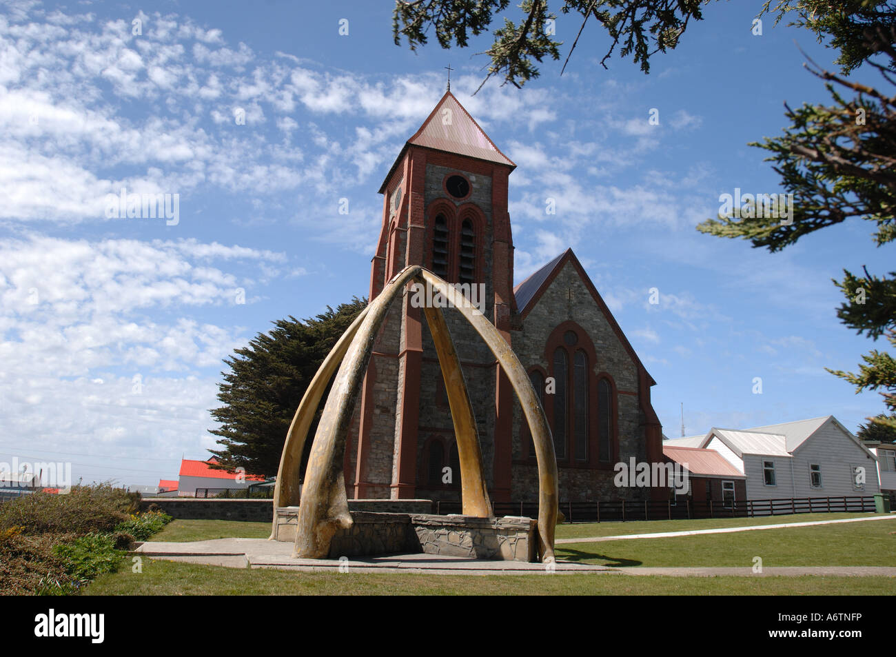 La Cathédrale Christ Church et whalebone arch, Stanley, capitale des îles Falkland Banque D'Images