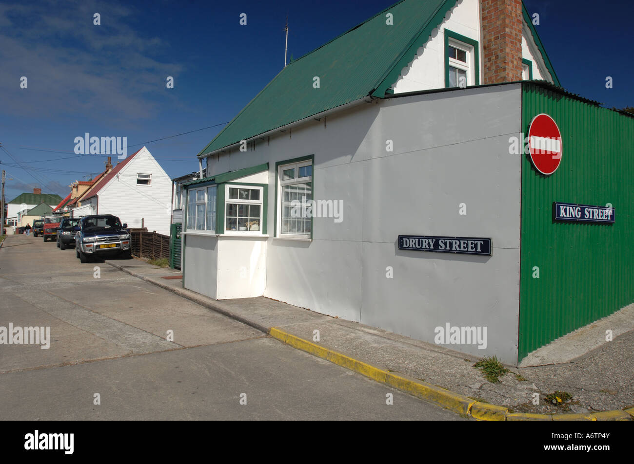 Une scène de rue à Stanley, la capitale des îles Malouines, l'Atlantique Sud Banque D'Images