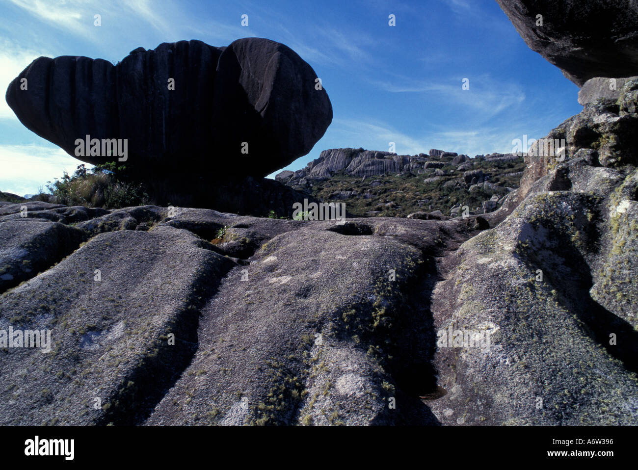 Maciço de Itatiaia Itatiaia massif des plus hauts sommets de ce massif s'appellent l'état d'Agulhas Negras Aiguilles noir Banque D'Images