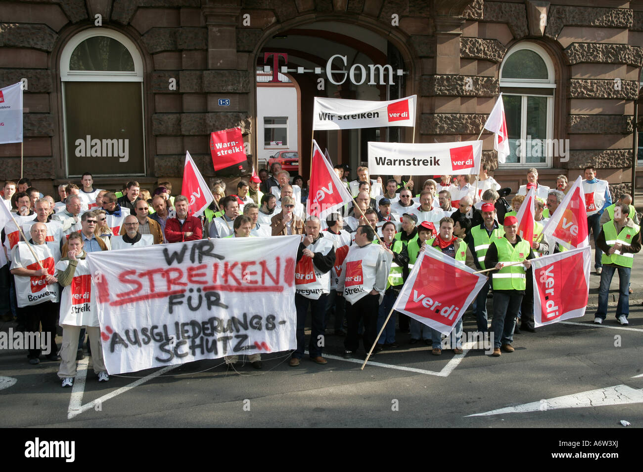 Les travailleurs syndiqués de Telekom dans une grève d'avertissement, Koblenz, Rhénanie-Palatinat, Allemagne Banque D'Images