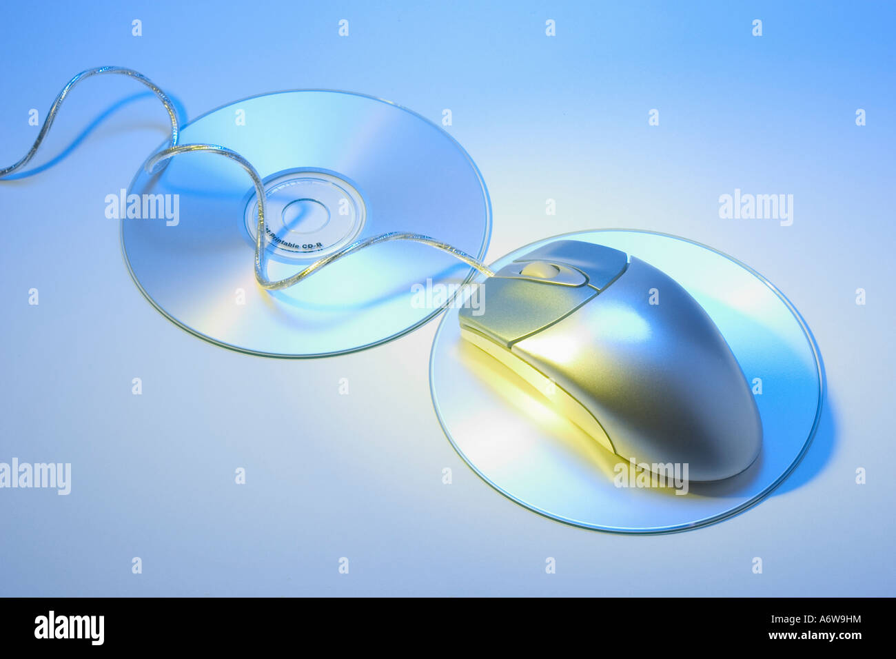 Souris d'ordinateur sur CD Banque D'Images