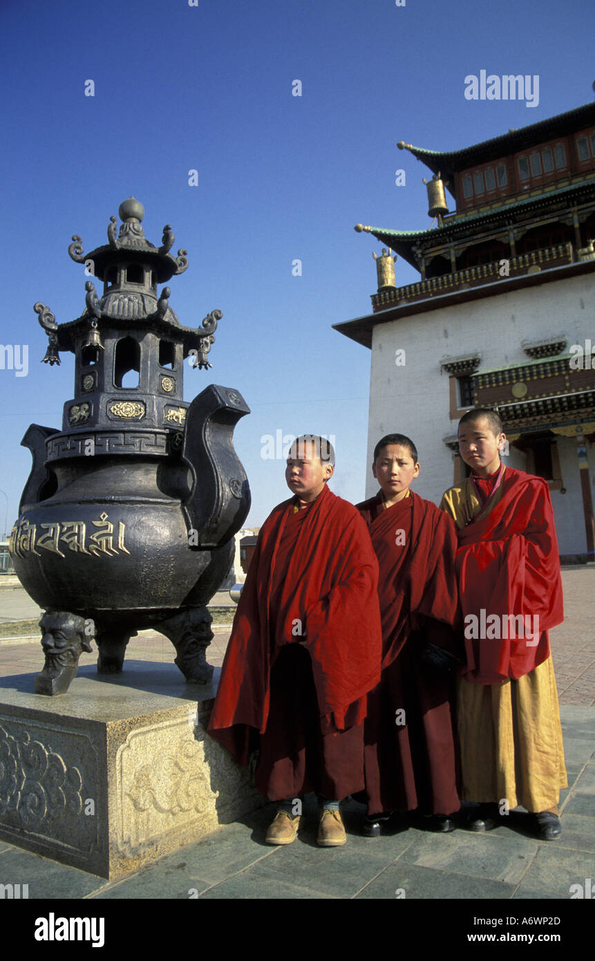 En Asie, Mongolie, Oulan Batar, des moines bouddhistes. Banque D'Images
