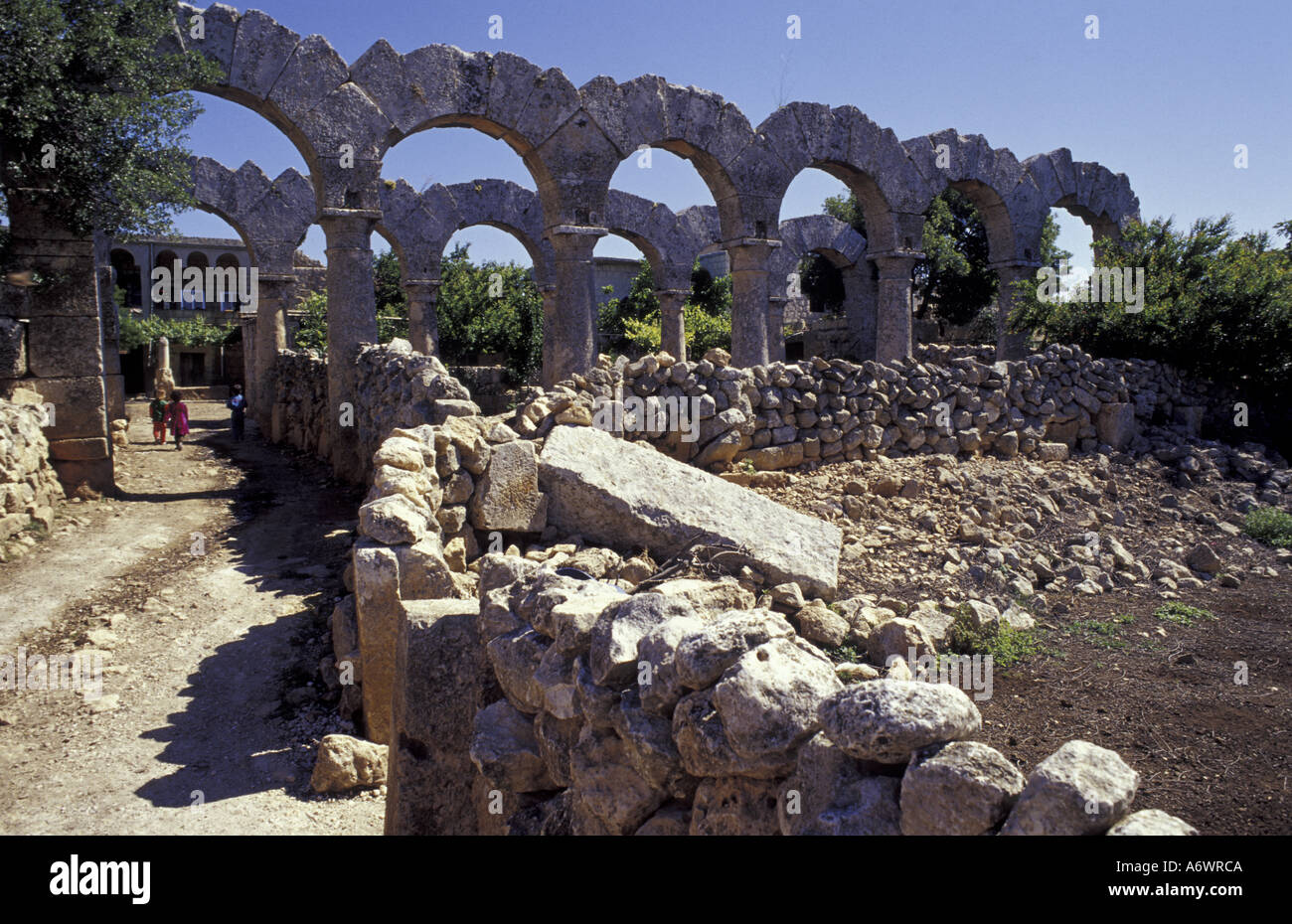 Au Moyen-Orient, la Syrie. Ruines d'une ville morte dans le nord de la Syrie Banque D'Images
