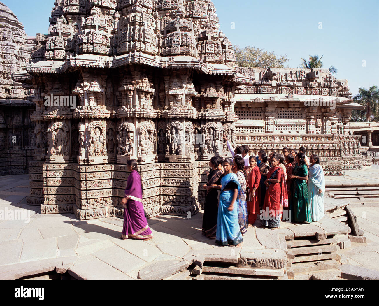 Keshava Temple dédié à Vishnu datant de 1268à la fin de l'AD style Hoysala Somnathpur Asie Inde Karnataka State Banque D'Images