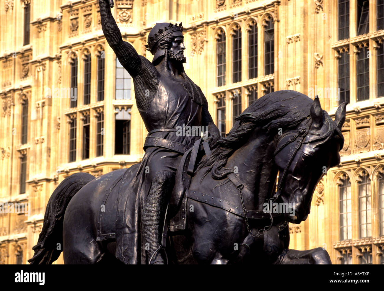 Chambres du Parlement le roi Richard cœur de Lion 1 Angleterre Londres Les chambres du Parlement de Westminster Big Ben Banque D'Images