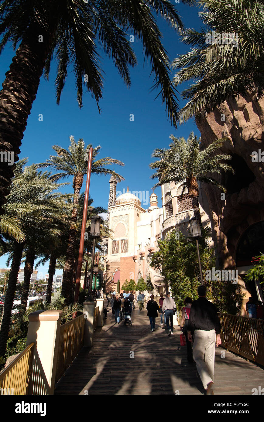 Strip de Las Vegas et le casino Aladdin pendant la journée Banque D'Images