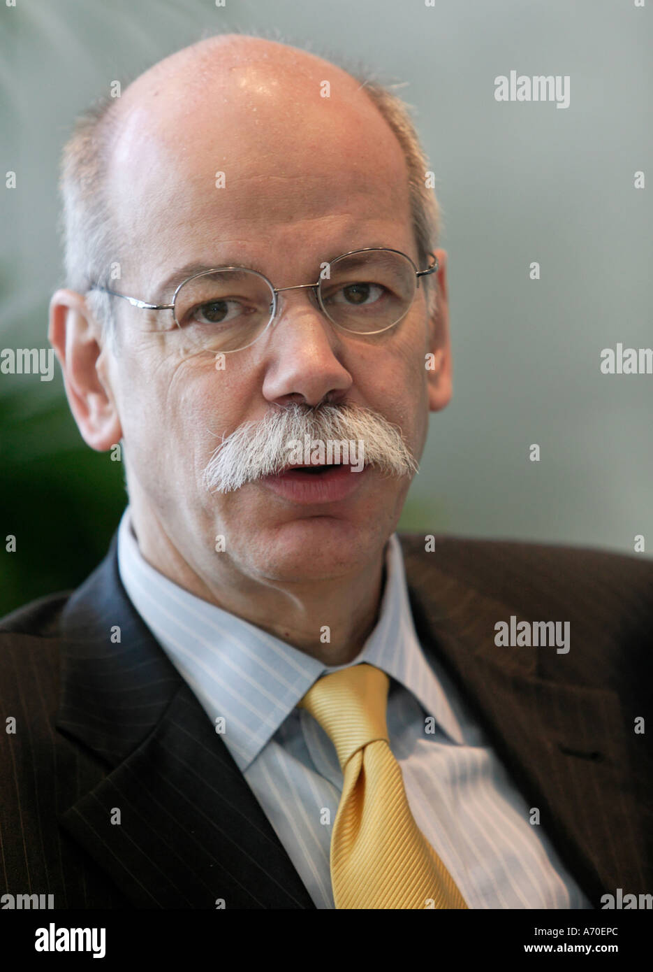 Stuttgart DEU 17.02.2006 Dieter Zet, président du conseil de la DaimlerChrysler AG Banque D'Images
