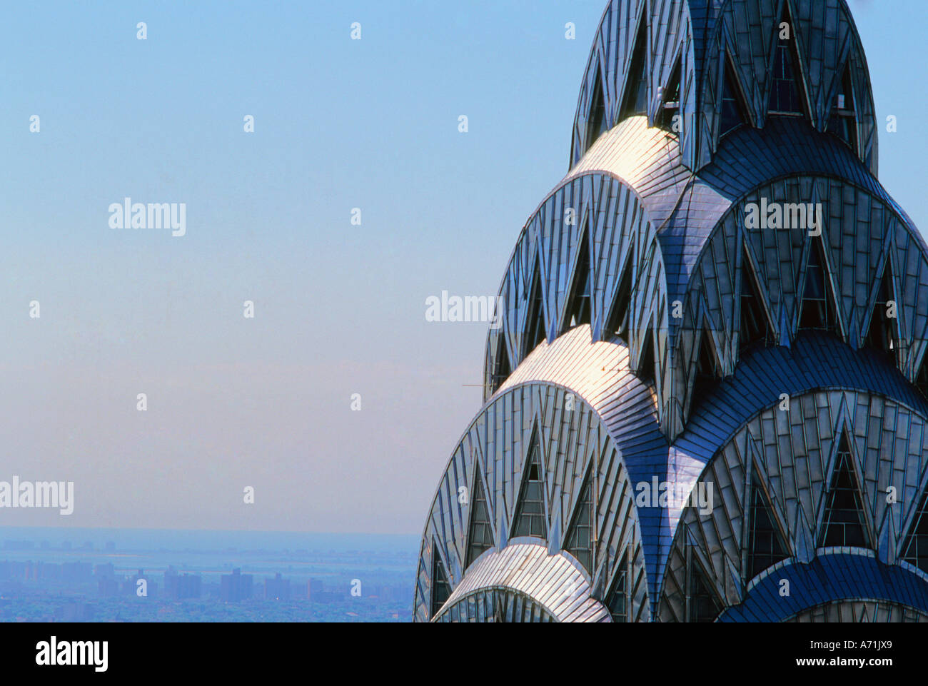 Antenne gratte-ciel Chrysler Building New York. Vue rapprochée de la couronne Art déco. Midtown Manhattan New York États-Unis Banque D'Images