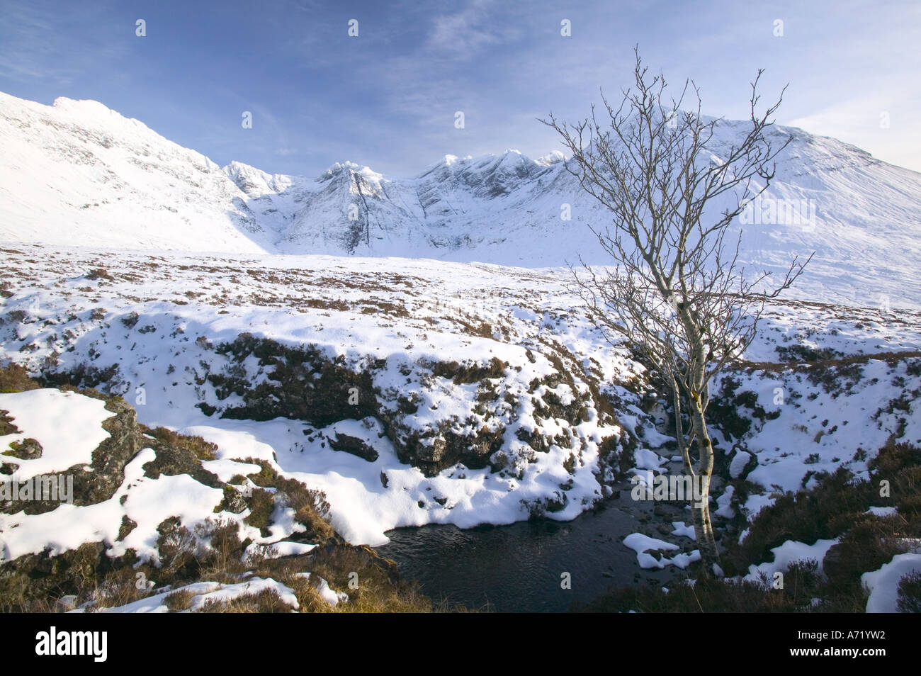 Sgurr une Fheadain, et les Cuillin Ridge, Isle of Skye, Scotland, UK, en hiver Banque D'Images