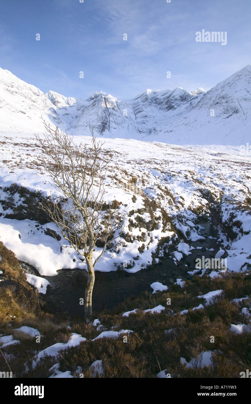 Sgurr une Fheadain, et les Cuillin Ridge, Isle of Skye, Scotland, UK, en hiver Banque D'Images