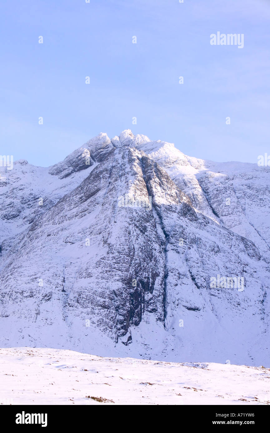 Pipe à un Fheadain gully sur Sgurr Cuillin, crête, île de Skye, Écosse, Royaume-Uni, en hiver Banque D'Images