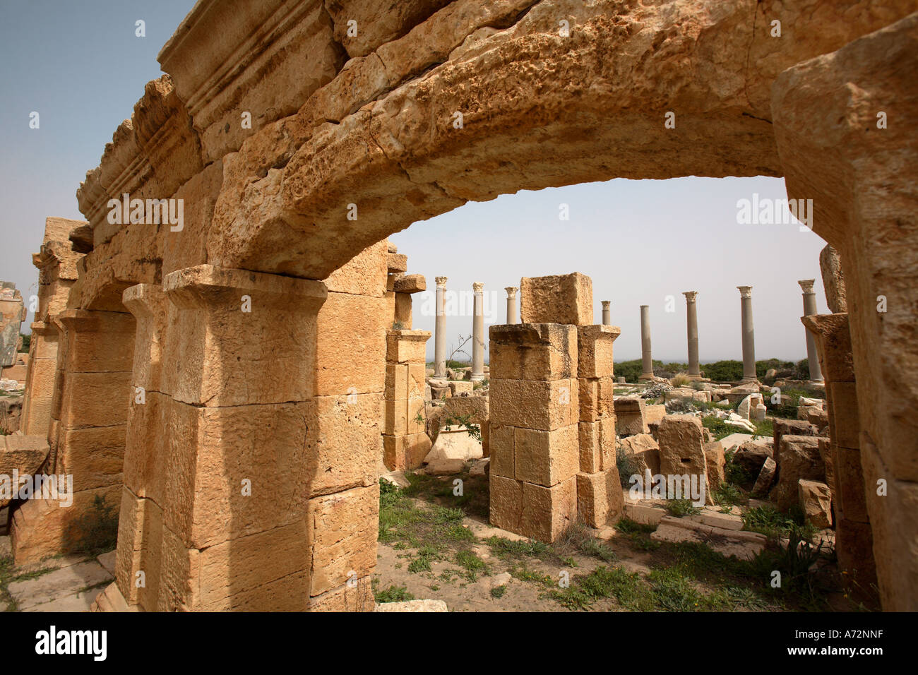 Vestiges d'un temple romain à Leptis Magna Banque D'Images