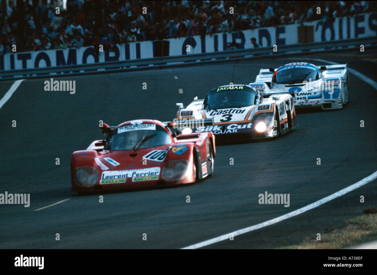 Voitures concurrentes dans le 1989 24 Heures du Mans Banque D'Images