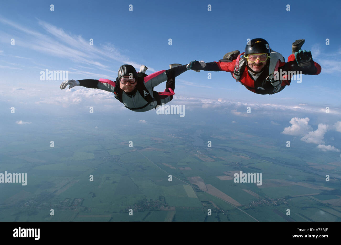 Deux plongeurs ciel volant en formation, de l'Allemagne, Brandebourg, Fehrbellin Banque D'Images