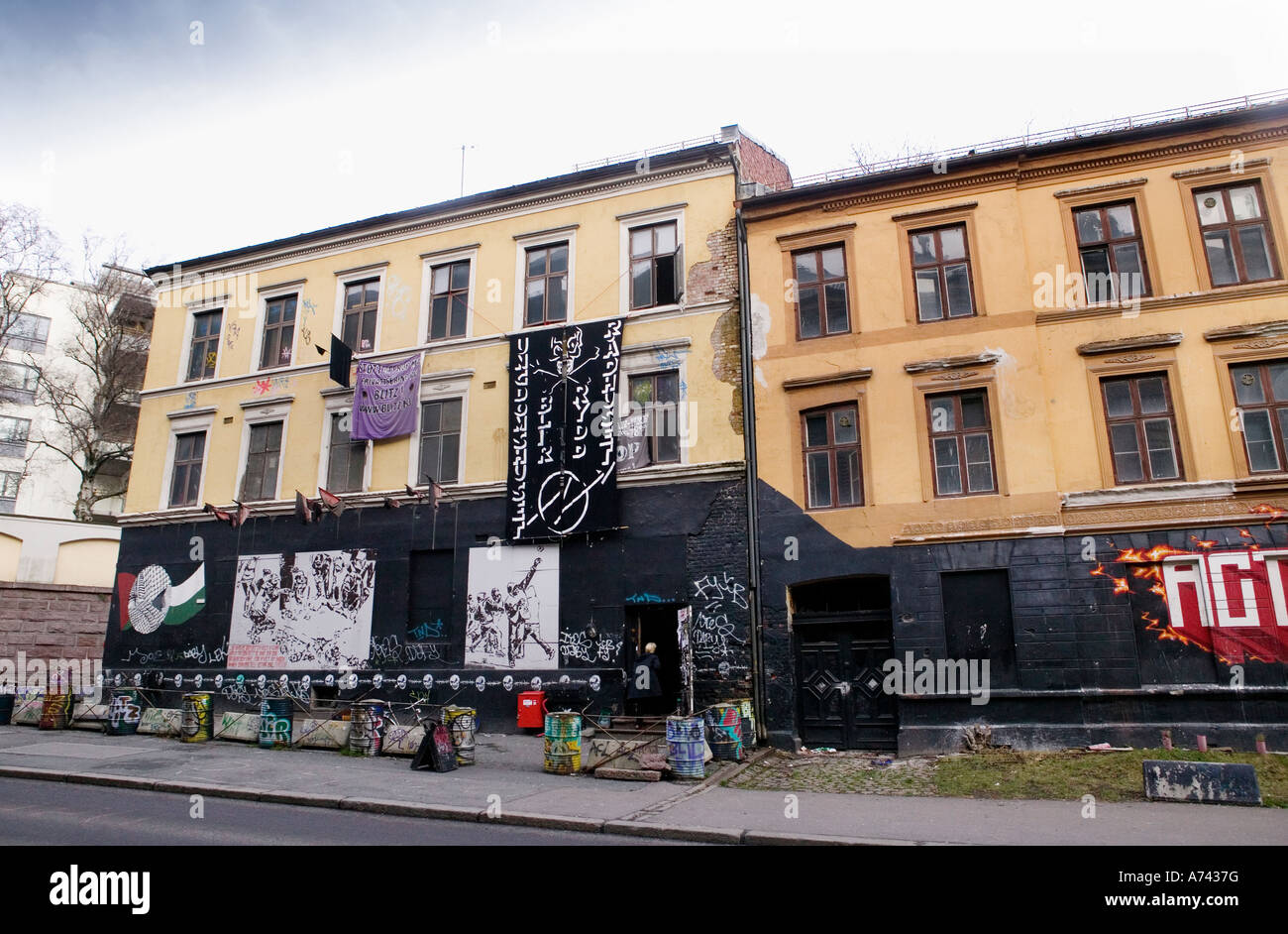 La jeunesse immeuble occupé à Oslo en Norvège, l'immeuble est occupé par le groupe Blitz Banque D'Images