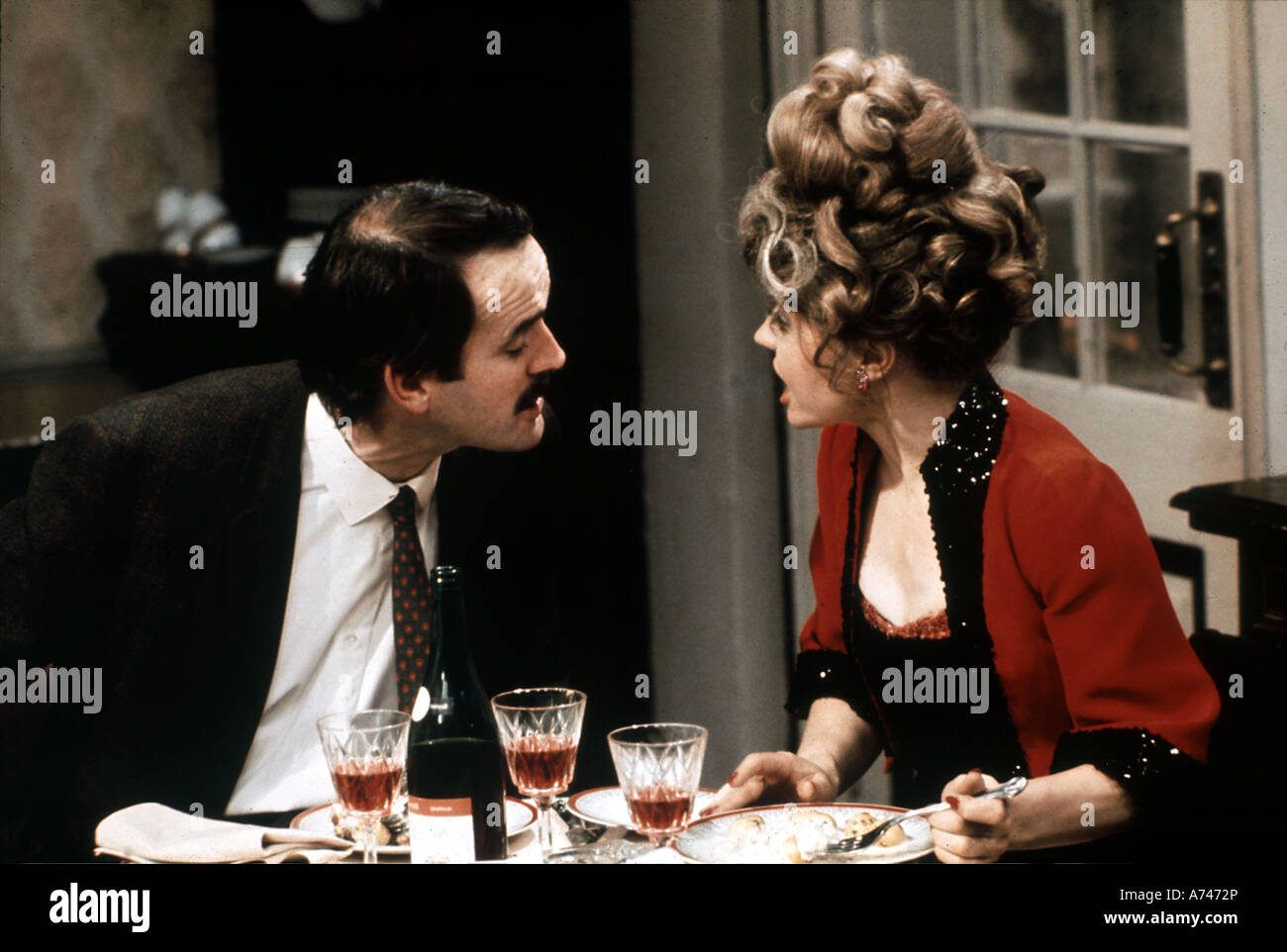 FAWLTY TOWERS BBC séries télé avec John Cleese et Prunella Scales Banque D'Images