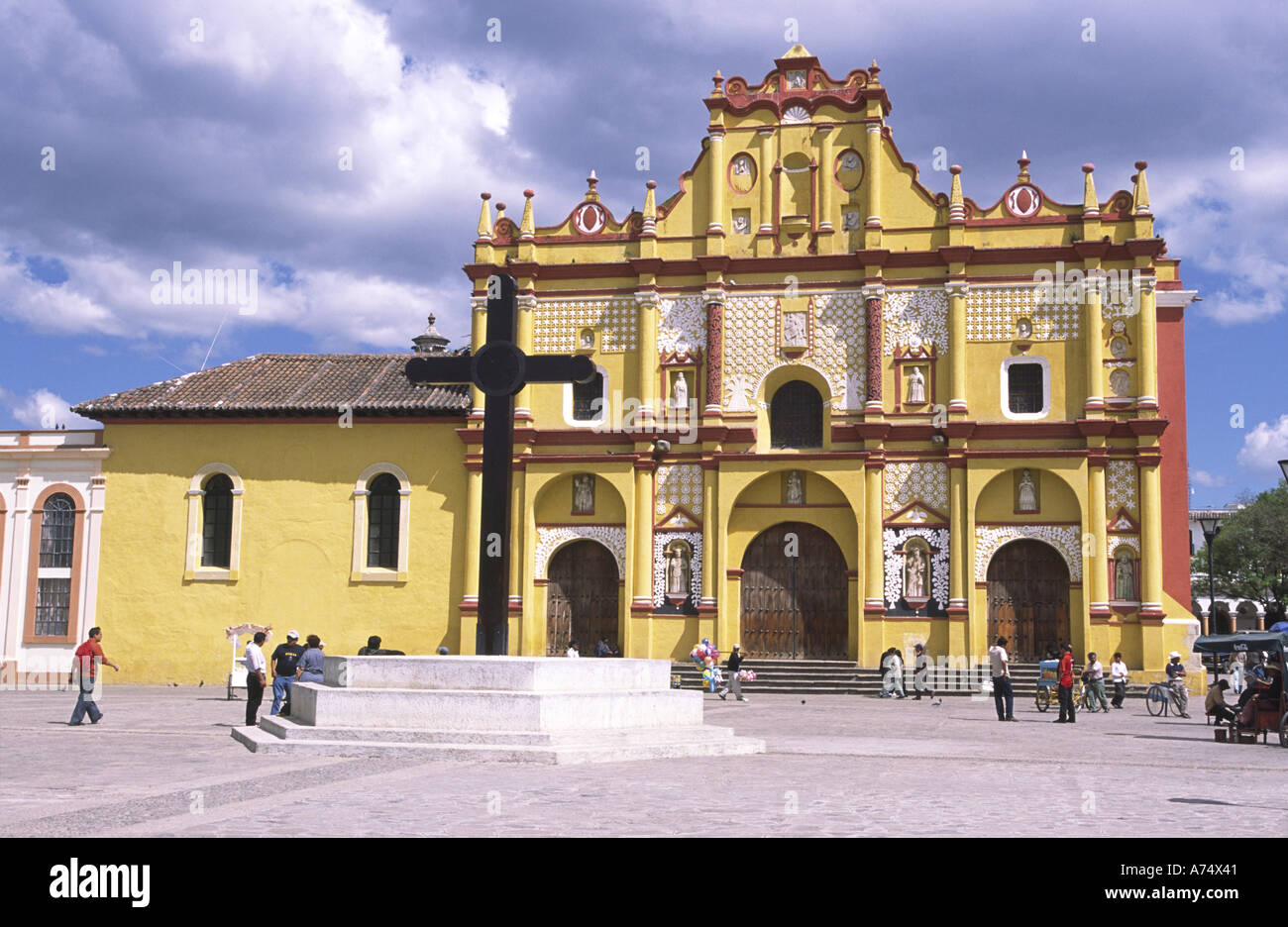 Le Mexique, Chiapas, San Cristobal. La cathédrale de San Cristobal Banque D'Images