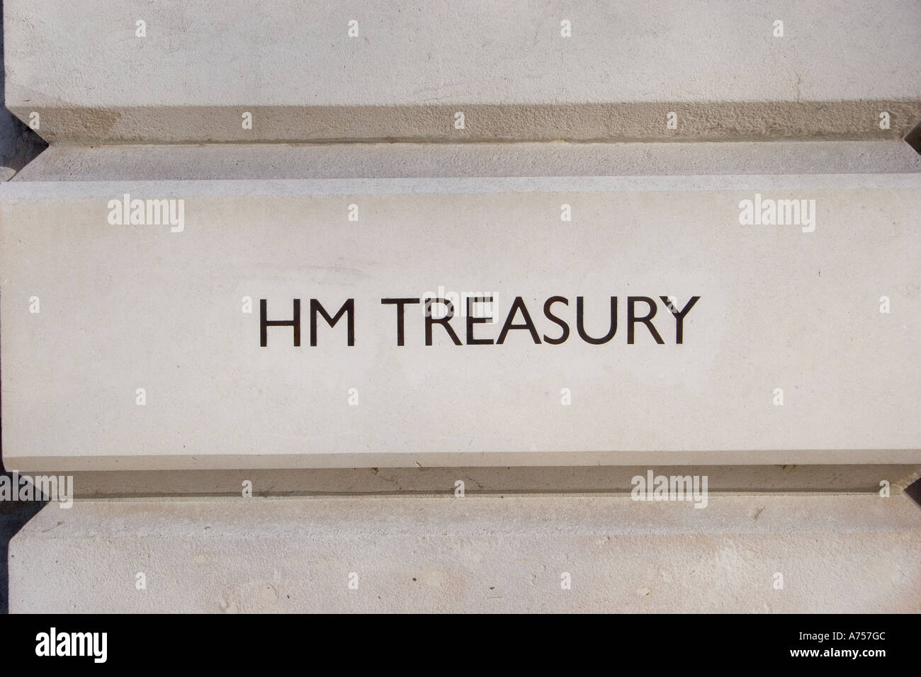 HM Treasury signe sur un mur de marbre Banque D'Images