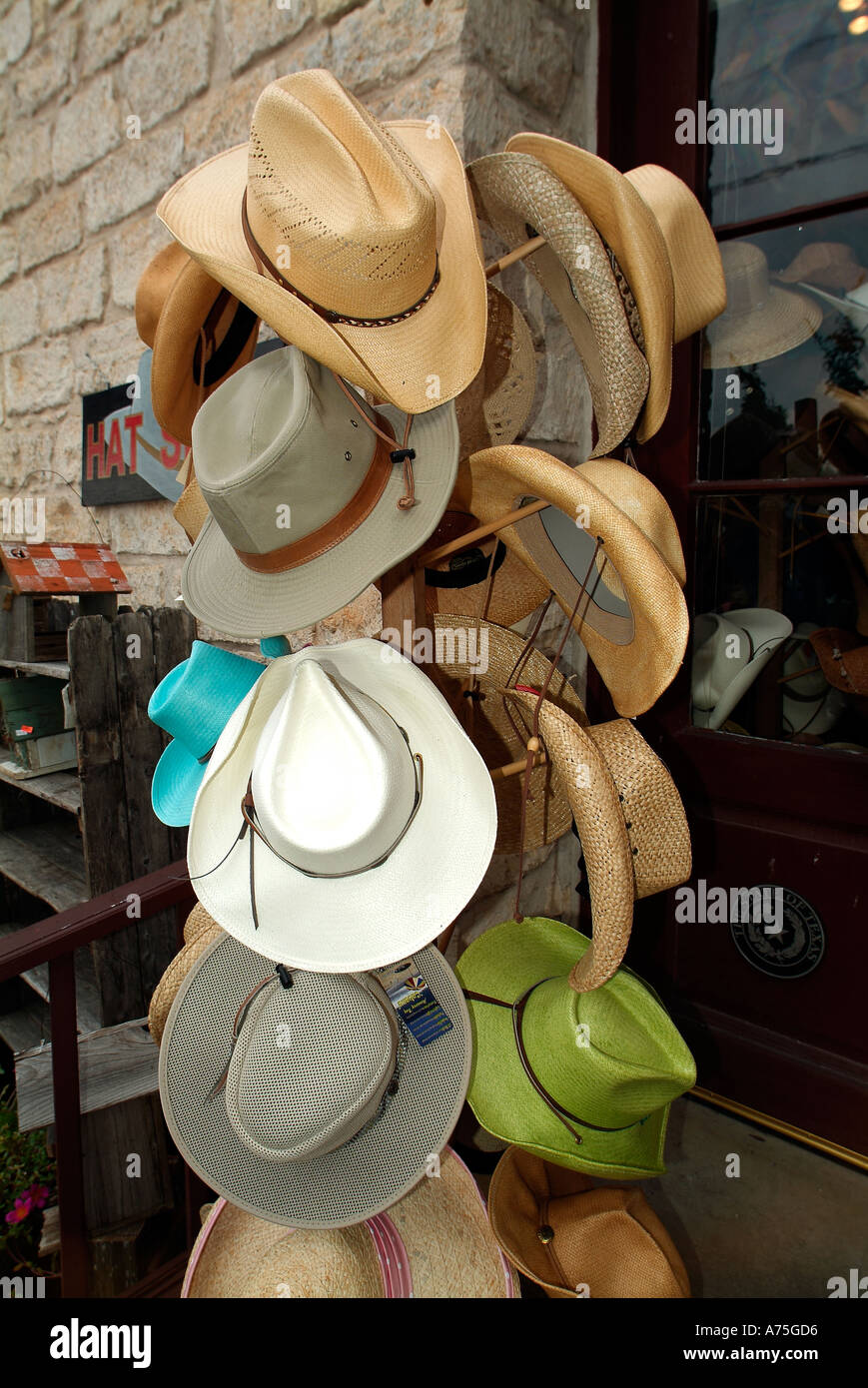 Hat peg avec chapeaux texan Banque D'Images