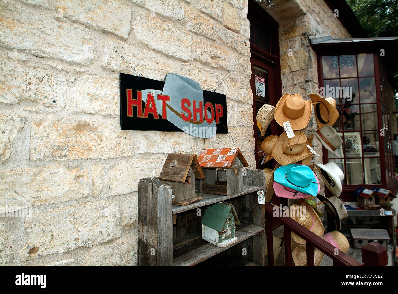 Hat peg avec chapeaux texan Banque D'Images