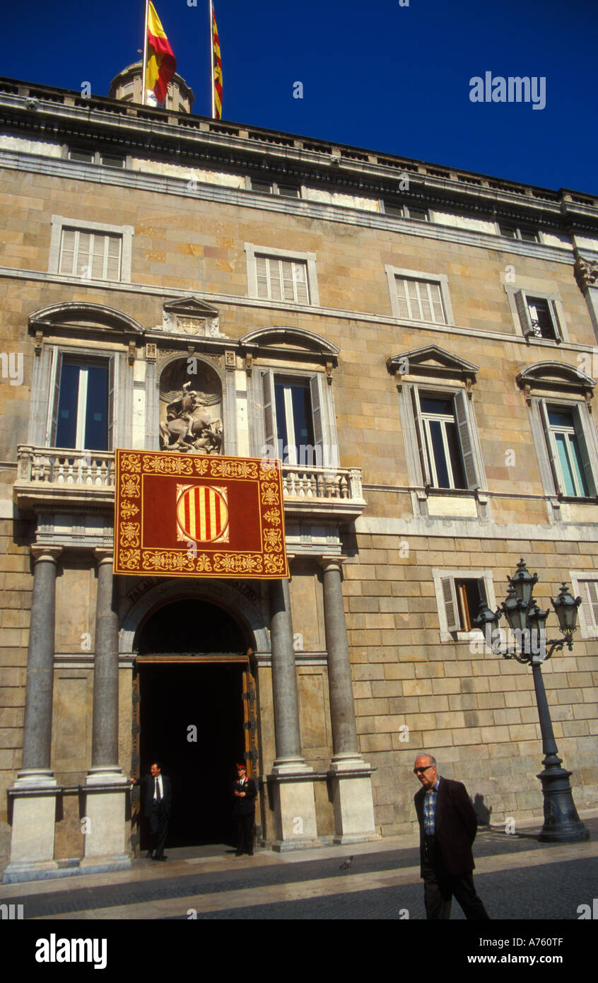 Palais de généralité PALAU DE LA GENERALITAT DE CATALUNYA sur Plaça de Sant Jaume de Barcelone Banque D'Images