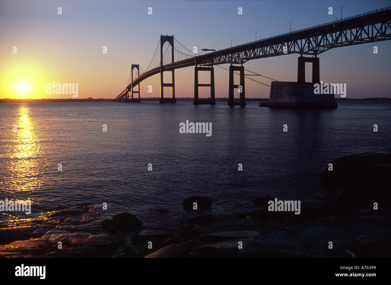 Jamestown pont de Newport Newport Rhode Island, au lever du soleil Banque D'Images