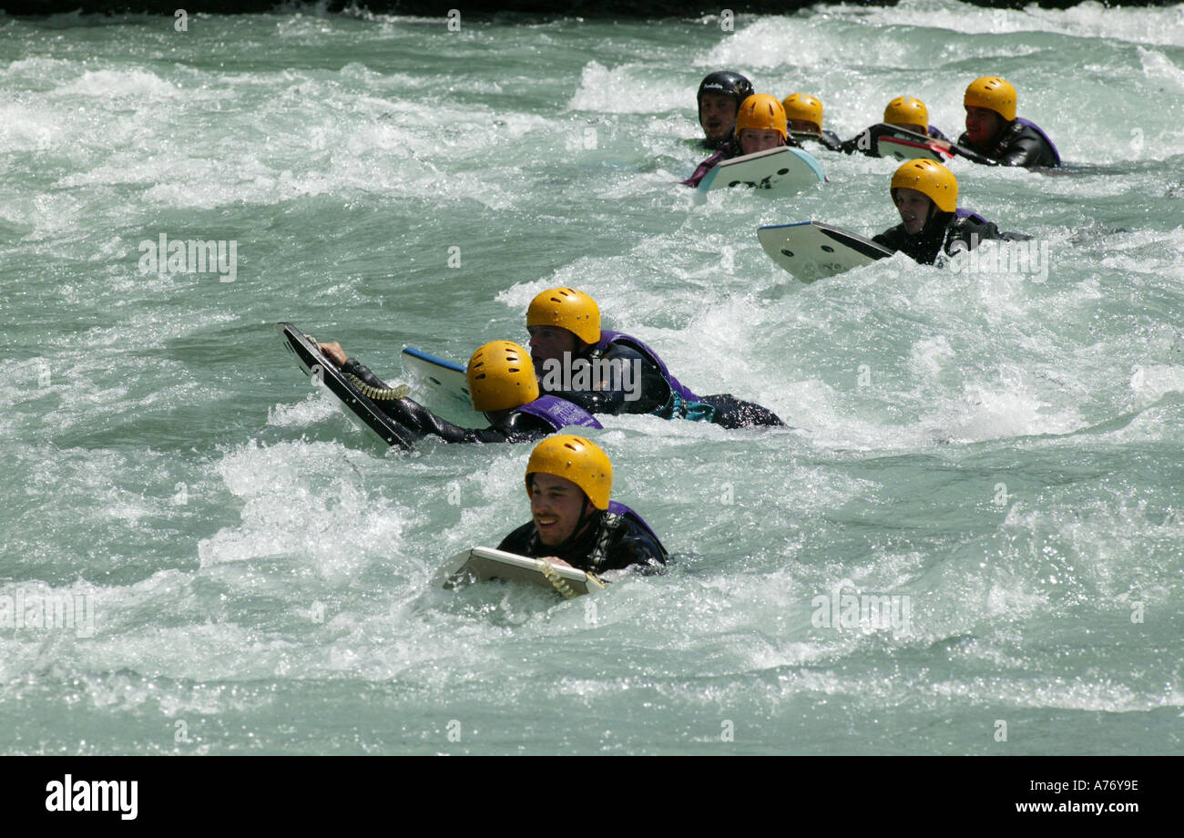 Le Kawarua Surf rivière River Queenstown Nouvelle Zelande Photo de Barry Bland Banque D'Images