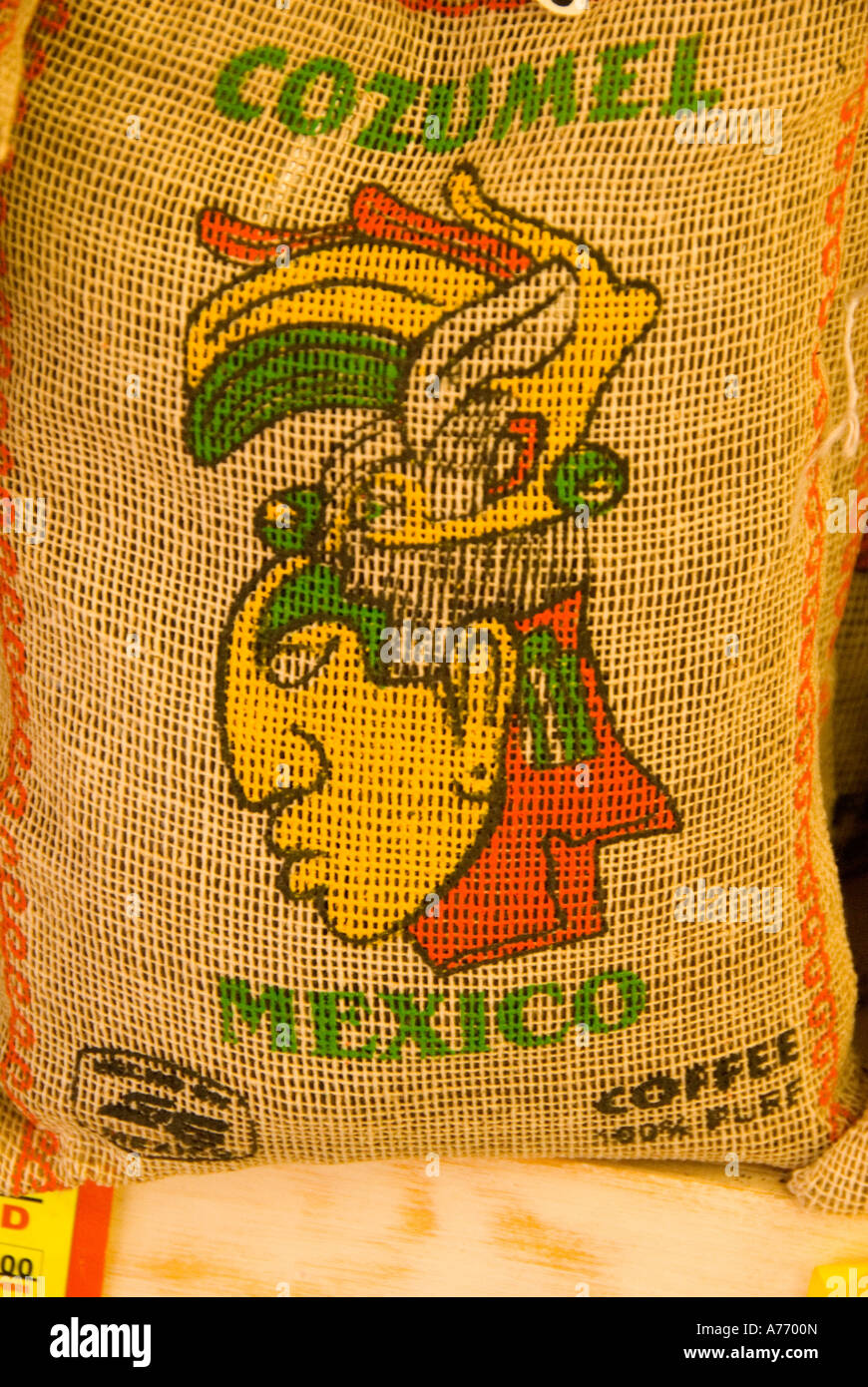Cozumel mexique sac de café face à la publicité maya Banque D'Images