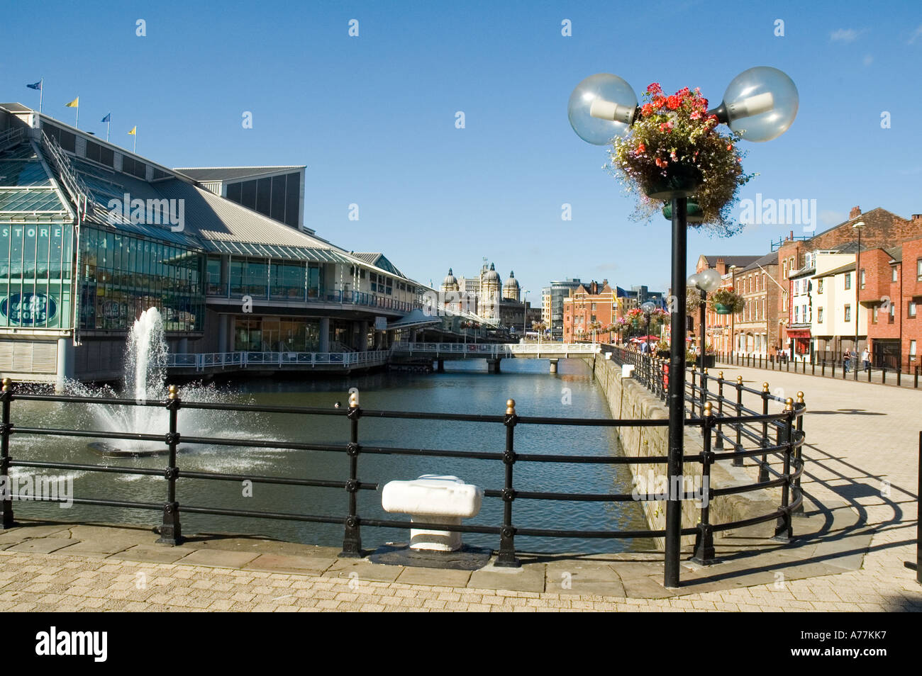 Prince's Quay dans la ville de Hull, Yorkshire, Angleterre, Royaume-Uni Banque D'Images