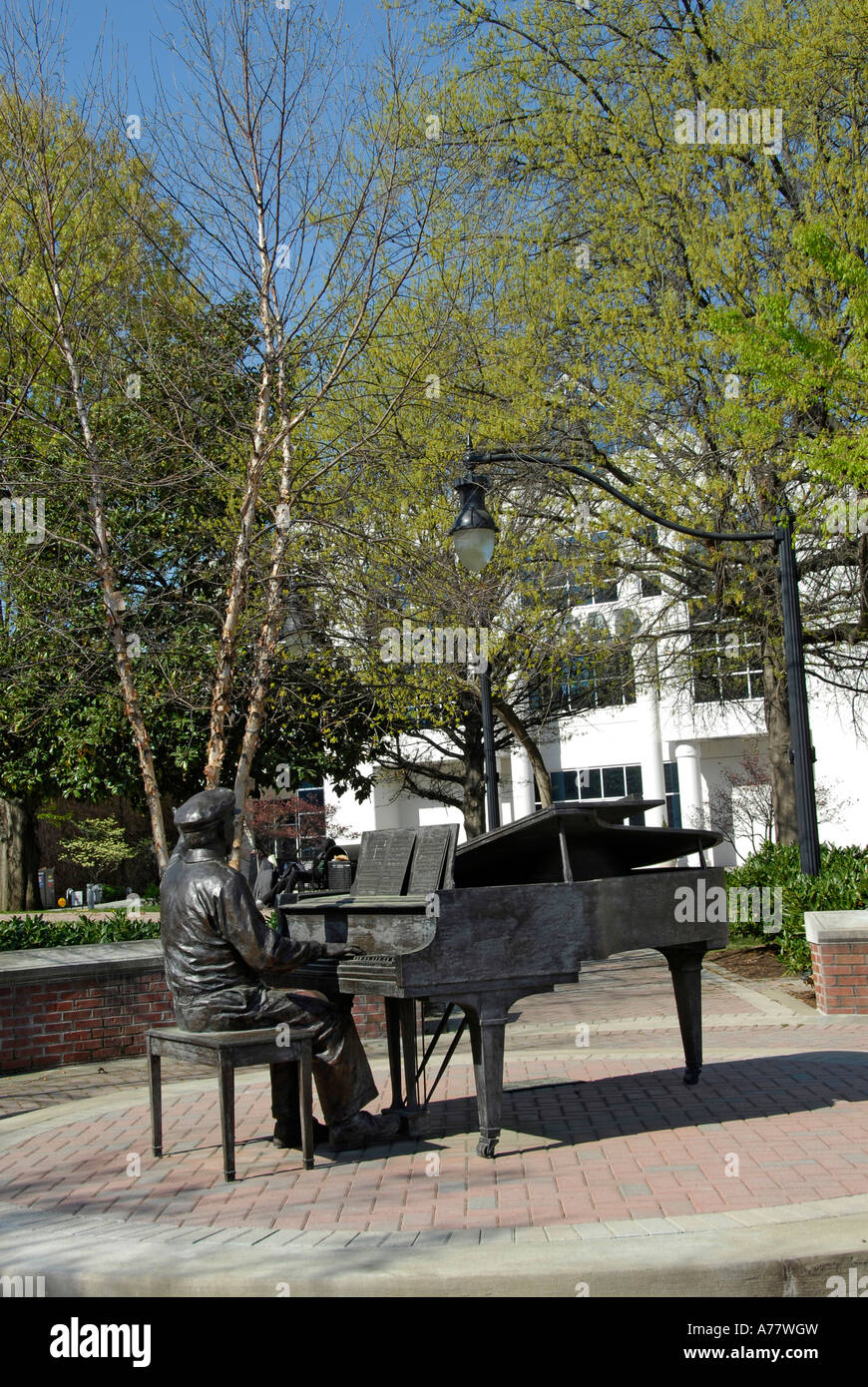 Owen Bradley Statue à Music Row à Nashville Tennessee TN Tenn. US USA Etats-Unis d'Amérique American Music City Banque D'Images